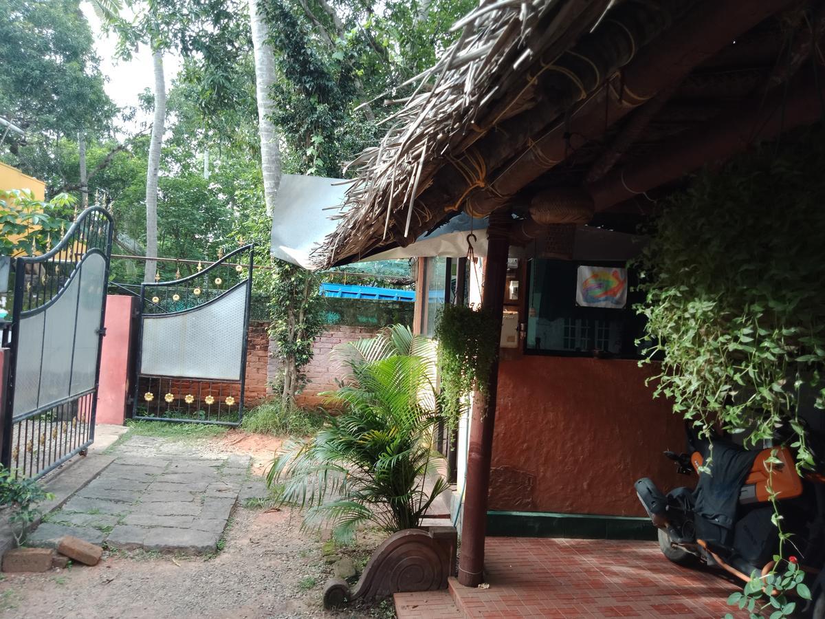 Hotel Mango Palace Varkala Exterior foto